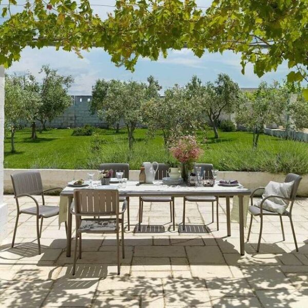 CONJUNTO JARDÍN NARDI MESA MAESTRALE 160 + SILLÓN MUSA